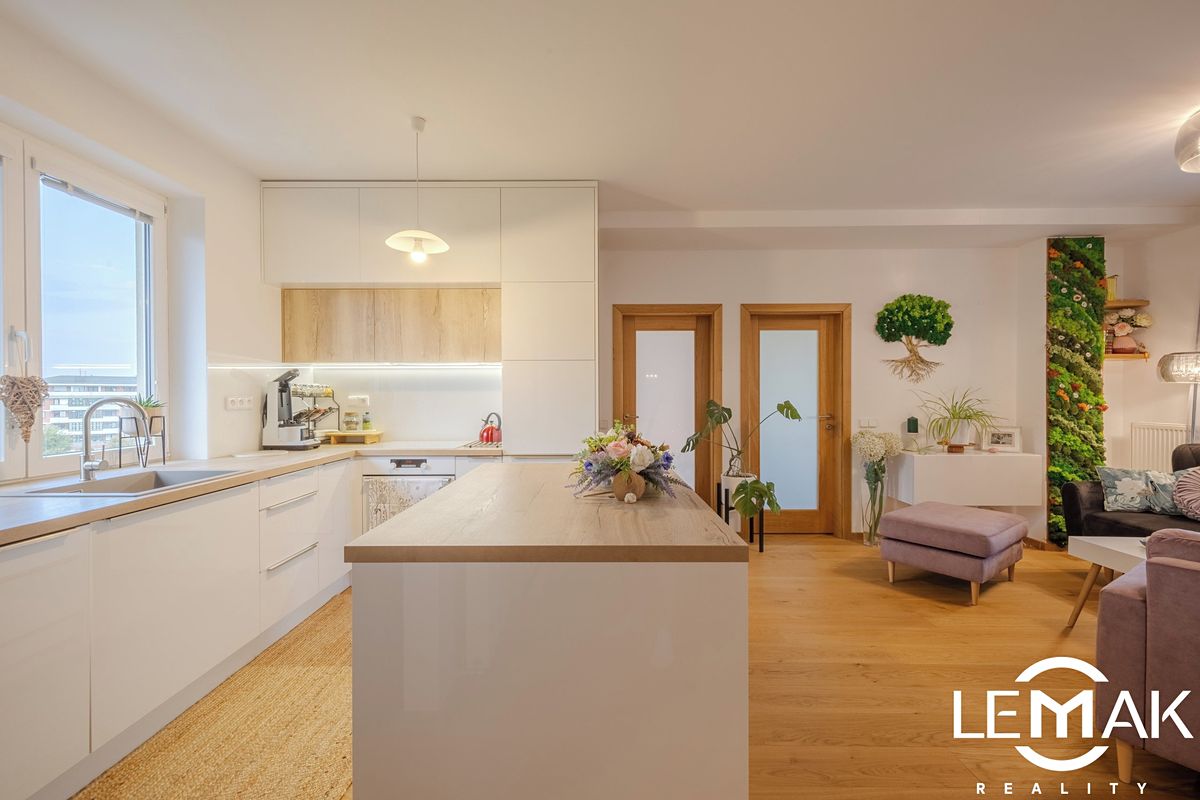 Prodej bytu 3+kk 94 m²